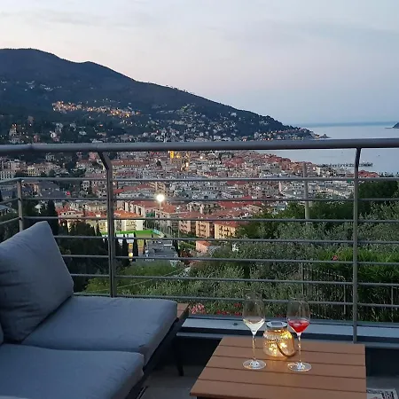 Luce Di Mare - Design With Sea View In Apartment
