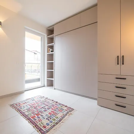 Luce Di Mare - Design With Sea View In Apartmán Alassio
